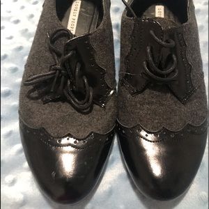 Lovely people loafers size 6 1/2